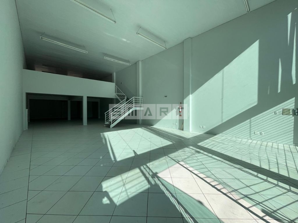 Sala comercial para alugar no bairro São Cristóvão!
